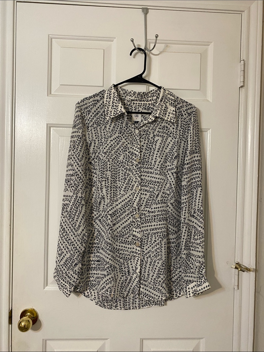 CAbi Black & White Abstract Print Button-Up Blouse